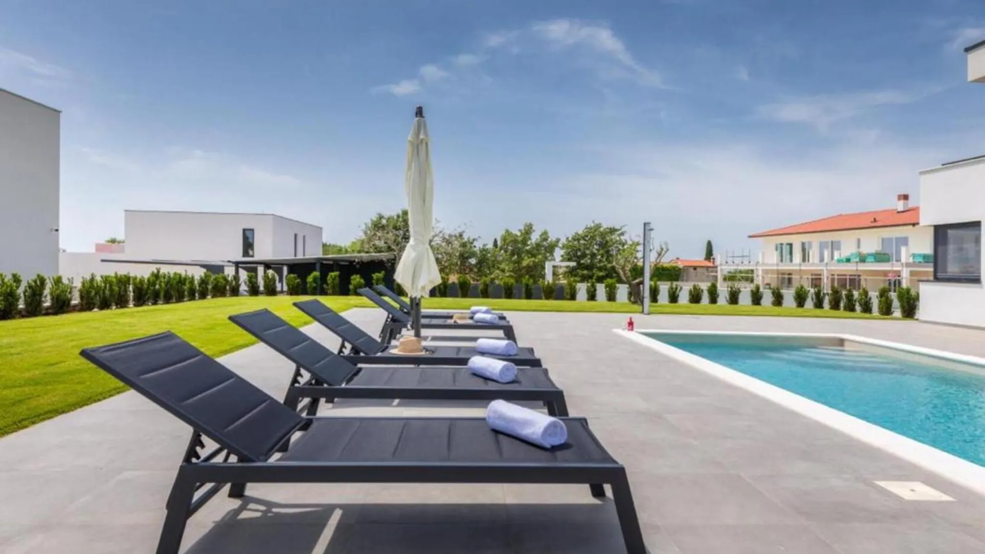 Villa Ana Skicini For 10 People With Private Pool And Sea View Near Novigrad Jursici